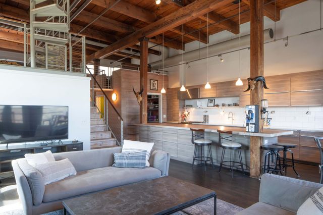 716 N 1st Street 634, Minneapolis, MN 55401