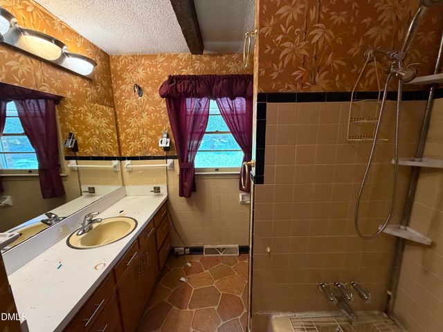 4509 Cannady Mill Road, Oxford, NC 27565