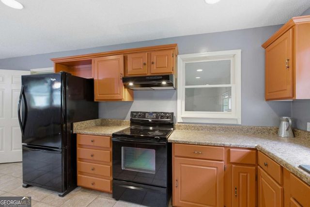 26 8th Street, Emerson, GA 30137