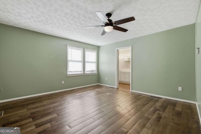 26 8th Street, Emerson, GA 30137