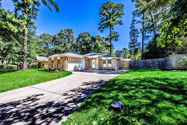 1810 Greentree Drive Drive, Huntsville, TX 77340