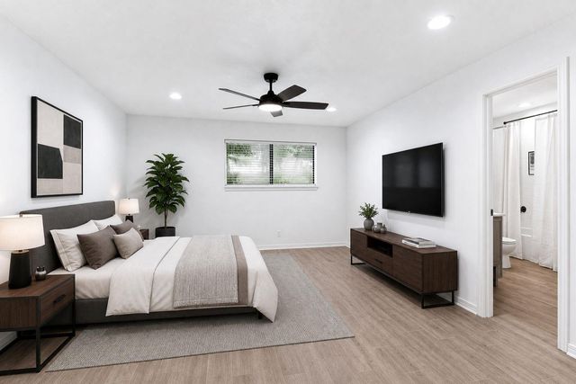 1810 Greentree Drive Drive, Huntsville, TX 77340