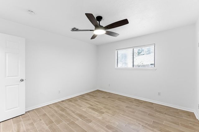 1810 Greentree Drive Drive, Huntsville, TX 77340