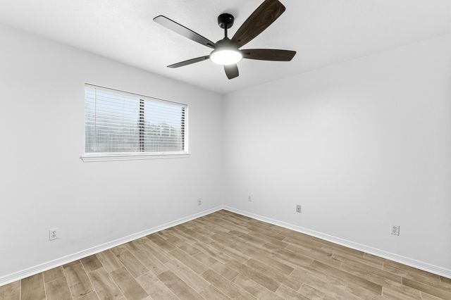 1810 Greentree Drive Drive, Huntsville, TX 77340