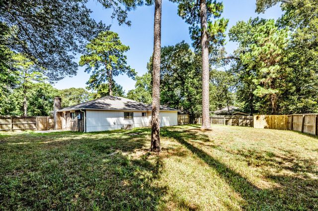 1810 Greentree Drive Drive, Huntsville, TX 77340