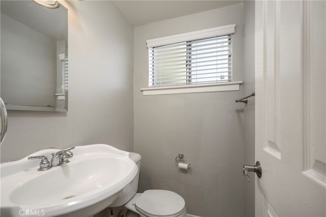 714 W Avenida De La Merced, Montebello, CA 90640