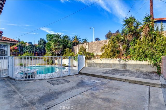 714 W Avenida De La Merced, Montebello, CA 90640