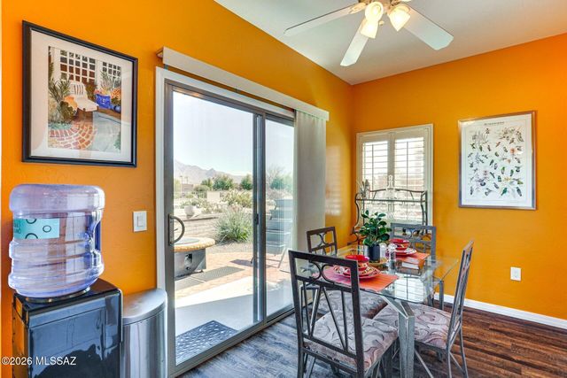 3925 S Via De Cristal, Green Valley, AZ 85614