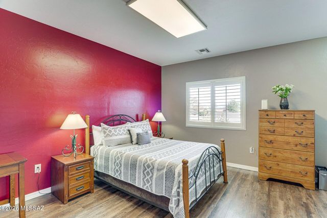 3925 S Via De Cristal, Green Valley, AZ 85614