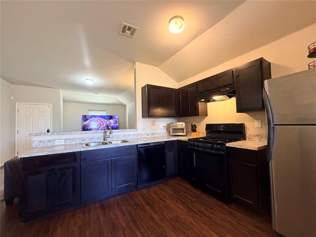9920 Ruger Road, Yukon, OK 73099
