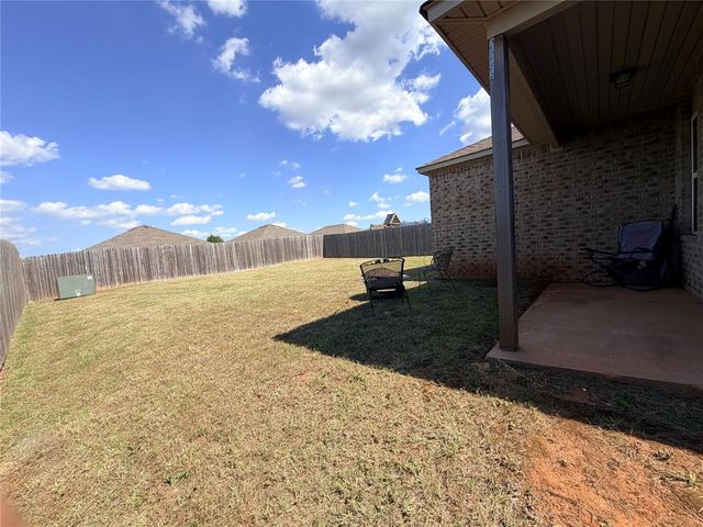 9920 Ruger Road, Yukon, OK 73099