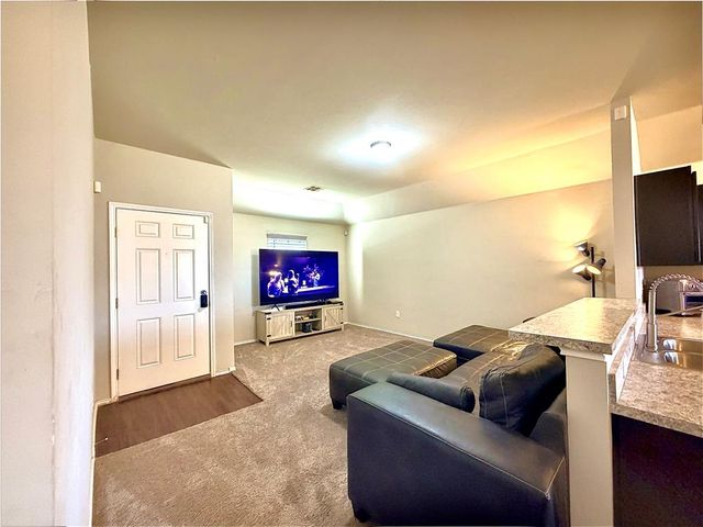 9920 Ruger Road, Yukon, OK 73099