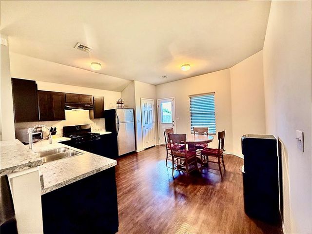 9920 Ruger Road, Yukon, OK 73099