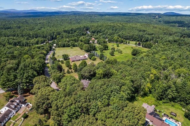 14 Walnut Hill Road, Amherst, NH 03031