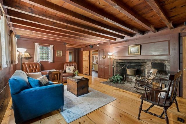 14 Walnut Hill Road, Amherst, NH 03031