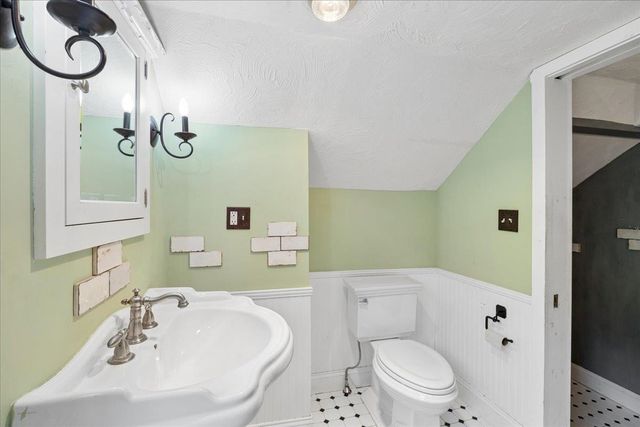 14 Walnut Hill Road, Amherst, NH 03031