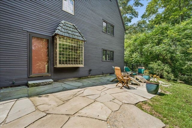14 Walnut Hill Road, Amherst, NH 03031