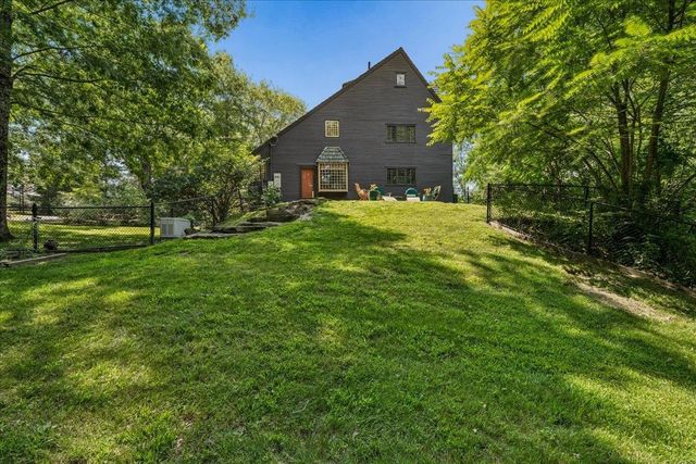 14 Walnut Hill Road, Amherst, NH 03031