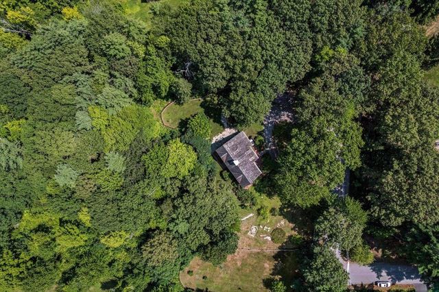 14 Walnut Hill Road, Amherst, NH 03031
