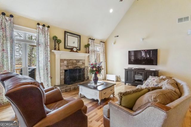 460 Vanderbilt Parkway, Newnan, GA 30265