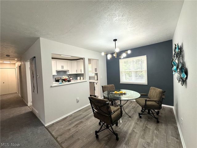 26946 Southwood Lane, Olmsted Twp, OH 44138