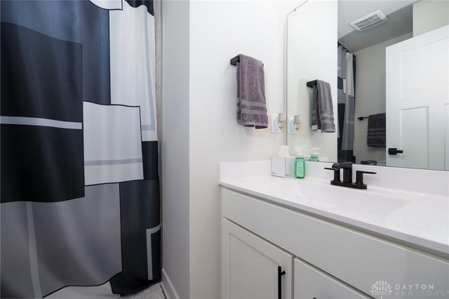 7371 Aldaron Avenue, Centerville, OH 45459