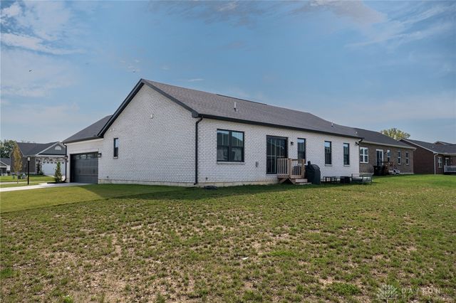 7371 Aldaron Avenue, Centerville, OH 45459