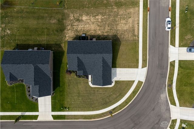 7371 Aldaron Avenue, Centerville, OH 45459