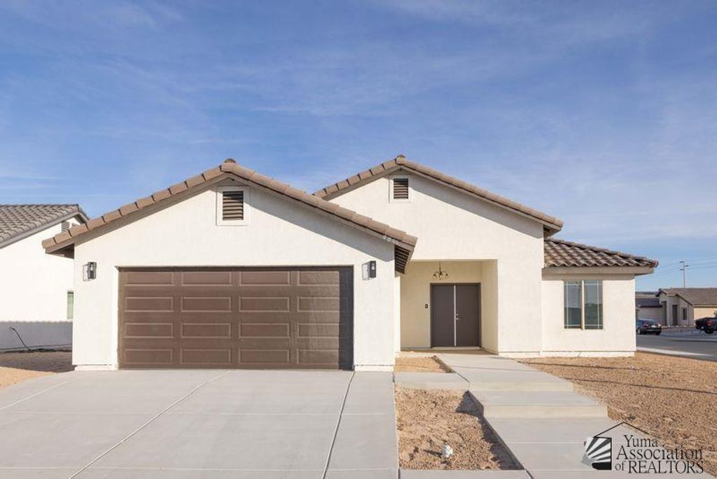 4948 E Los Olivos Dr, San Luis, AZ 85336