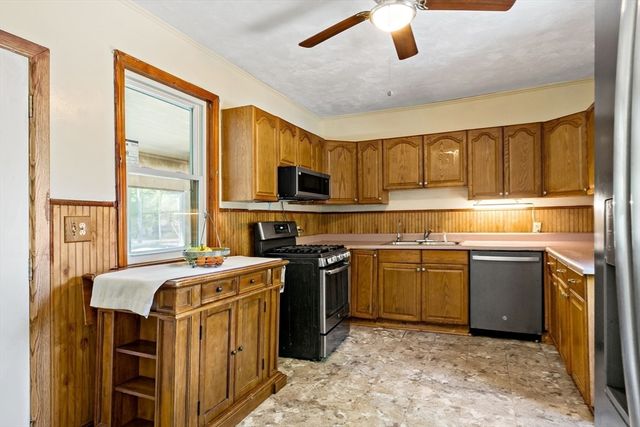 338 Elm St, North Attleboro, MA 02760