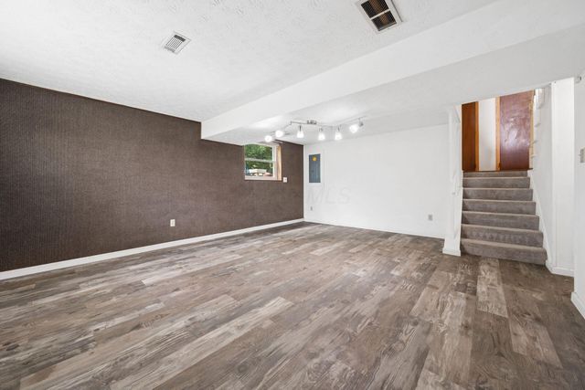 1201 Addison Drive, Reynoldsburg, OH 43068