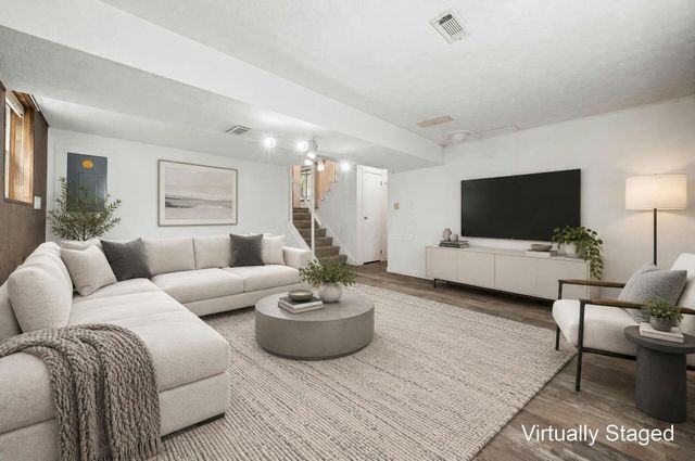 1201 Addison Drive, Reynoldsburg, OH 43068