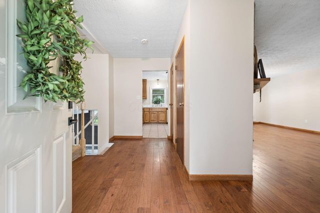 1201 Addison Drive, Reynoldsburg, OH 43068