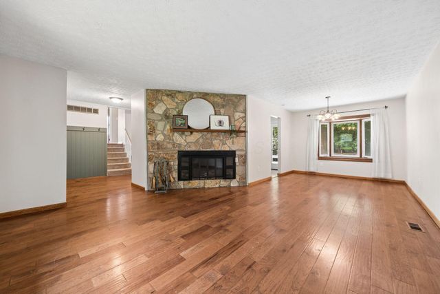 1201 Addison Drive, Reynoldsburg, OH 43068