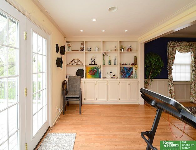 600 Ridgewood Avenue, Omaha, NE 68114