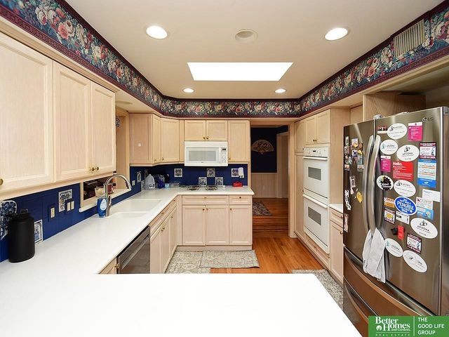 600 Ridgewood Avenue, Omaha, NE 68114