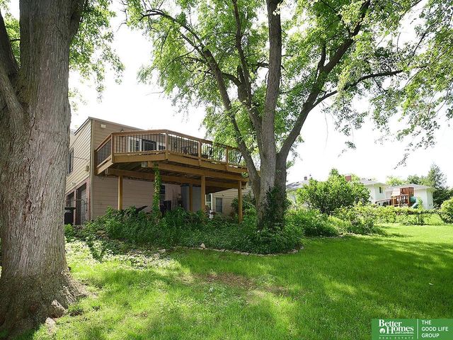 600 Ridgewood Avenue, Omaha, NE 68114