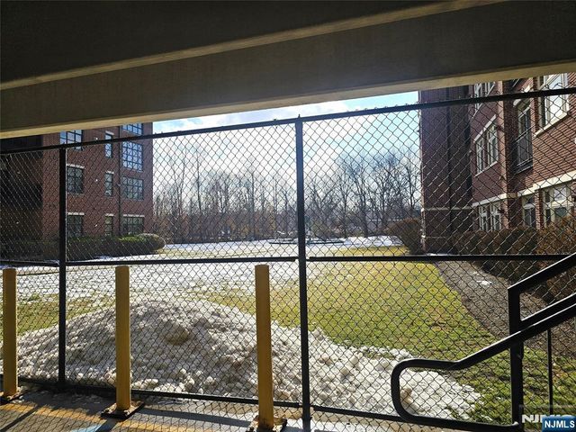 1121 Riverview Avenue 121, Englewood, NJ 07631