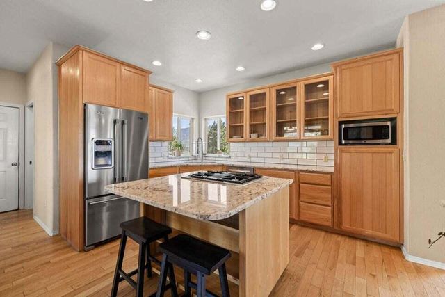 4845 Sunset Ridge Rd, Klamath Falls, OR 97601