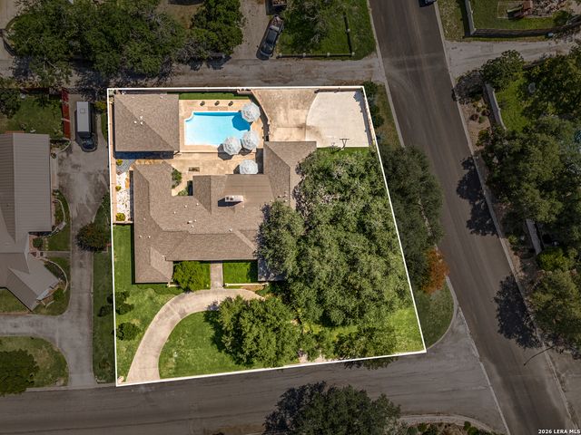 200 Sir Arthur Ct, Castle Hills, TX 78213