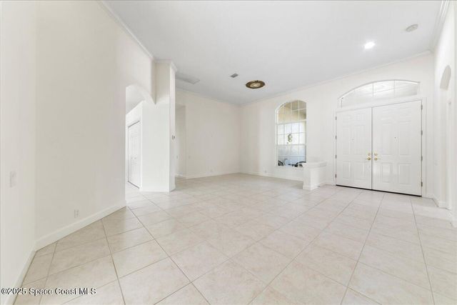 327 Southampton Drive, Indialantic, FL 32903
