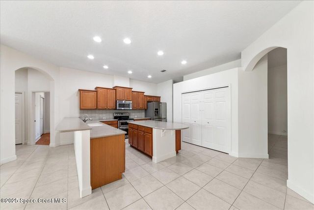 327 Southampton Drive, Indialantic, FL 32903