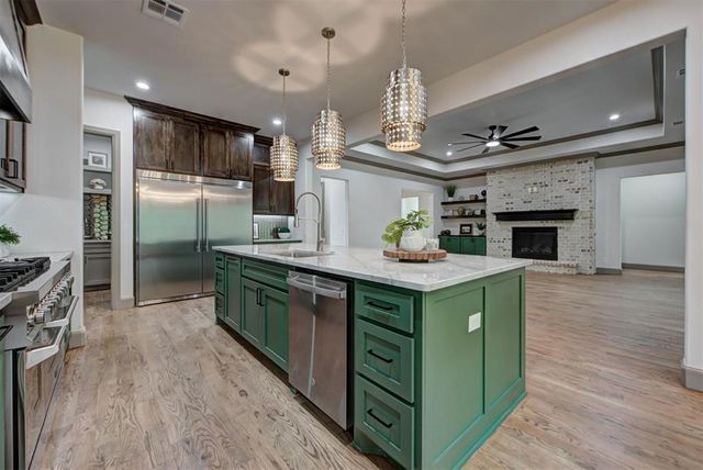 7402 Coyote Point, Edmond, OK 73034