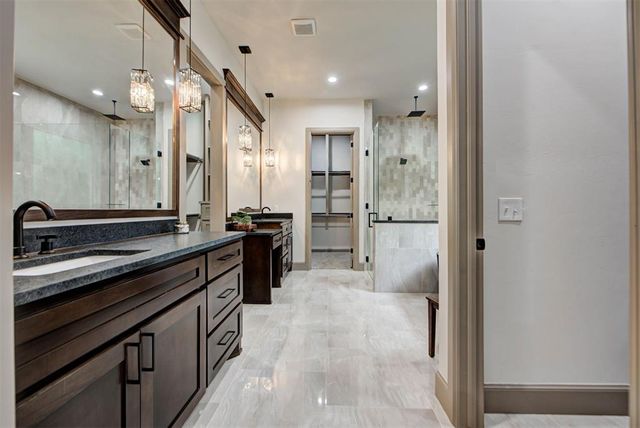 7402 Coyote Point, Edmond, OK 73034
