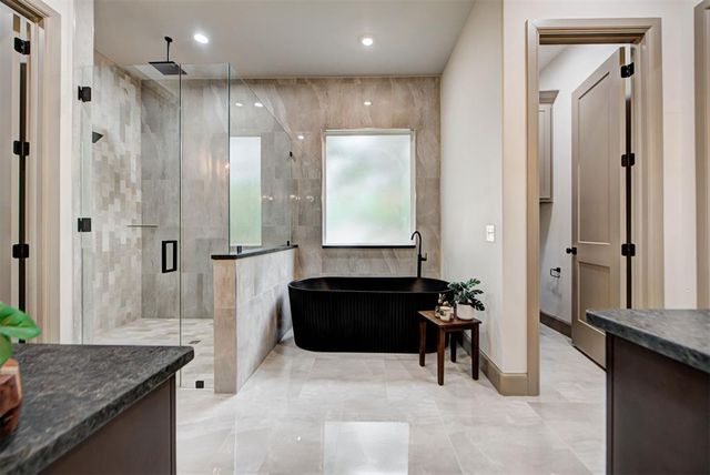 7402 Coyote Point, Edmond, OK 73034