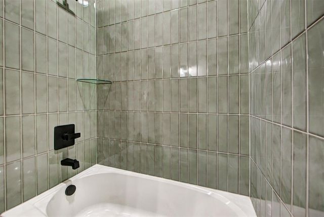7402 Coyote Point, Edmond, OK 73034