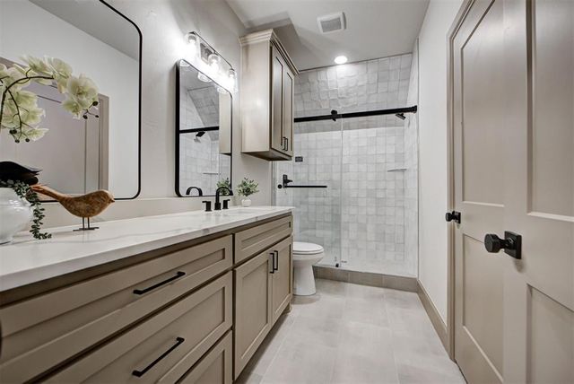 7402 Coyote Point, Edmond, OK 73034