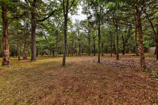 7402 Coyote Point, Edmond, OK 73034