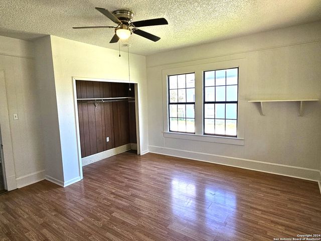 101 SANTA CLARA ST, Cibolo, TX 78108