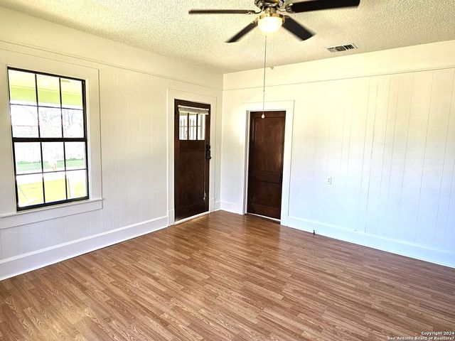 101 SANTA CLARA ST, Cibolo, TX 78108